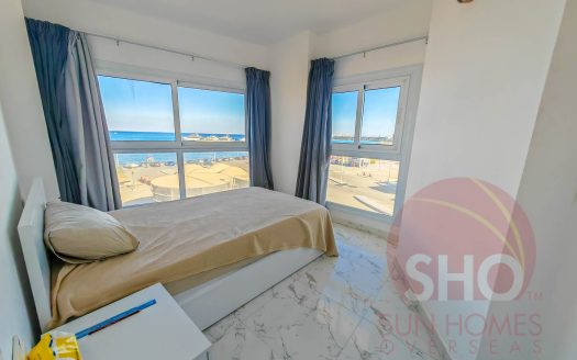 3 bed with incredible sea views BW01