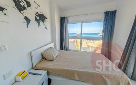 3 bed with incredible sea views BW01