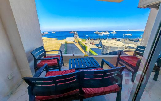 3 bed with incredible sea views BW01