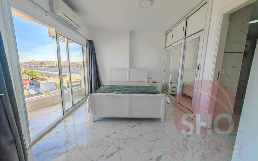 3 bed with incredible sea views BW01